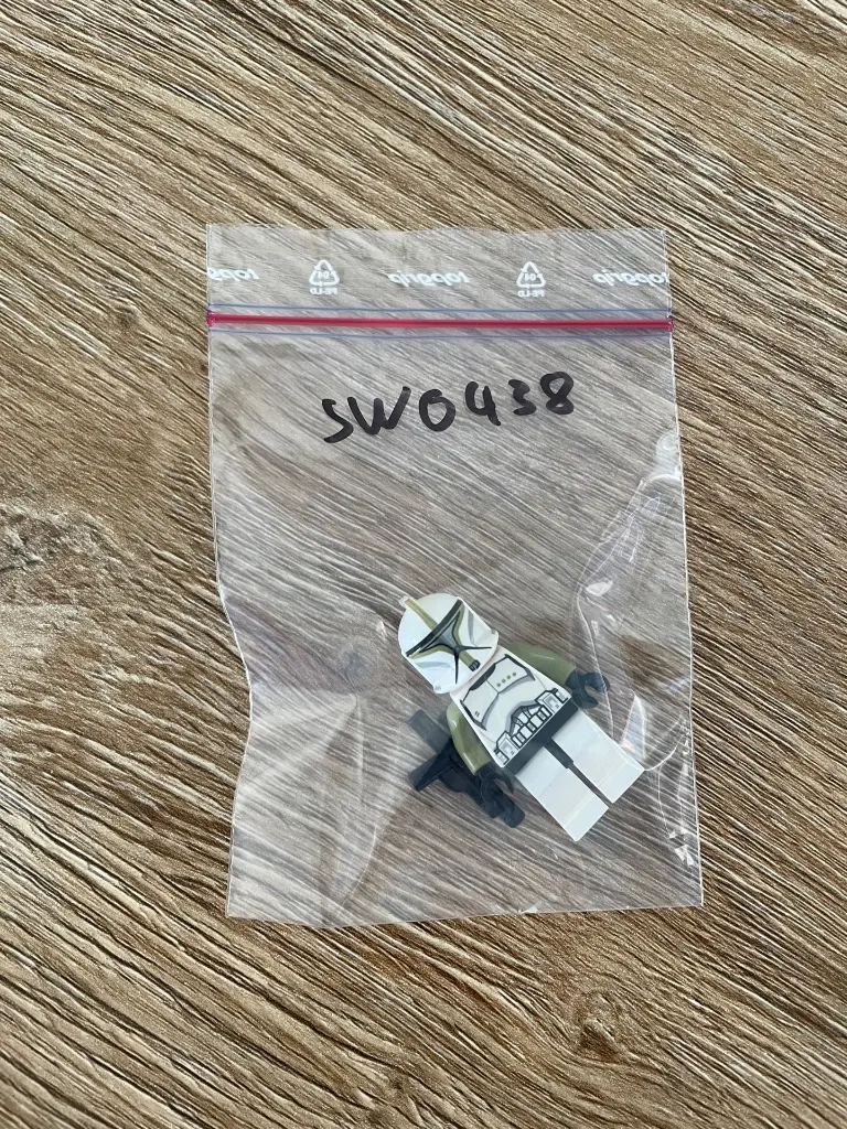 Clone Trooper Sergeant (sw0438) - 2.webp