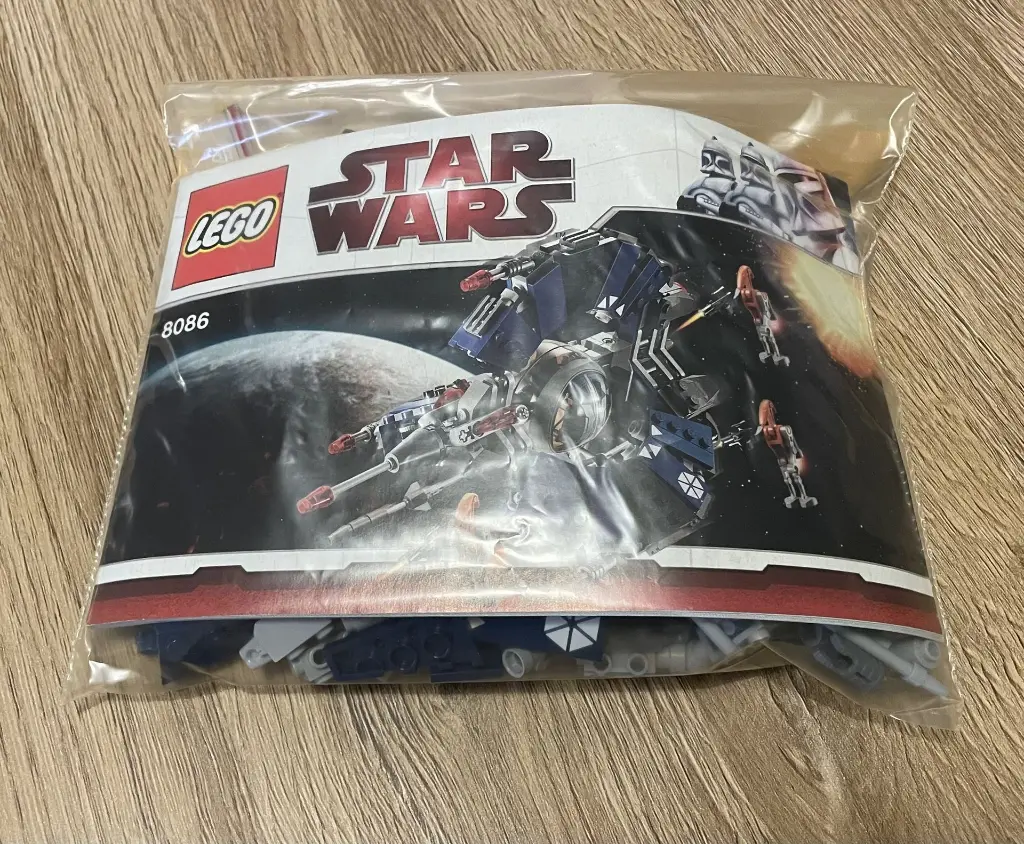 Droid Tri-Fighter (8086) - 3.webp