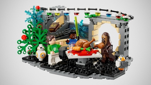 Millennium Falcon Holiday Diorama (40658)